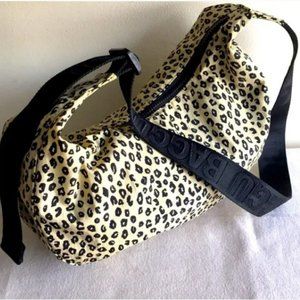 ISO Honey Leopard Baggu Medium Crescent